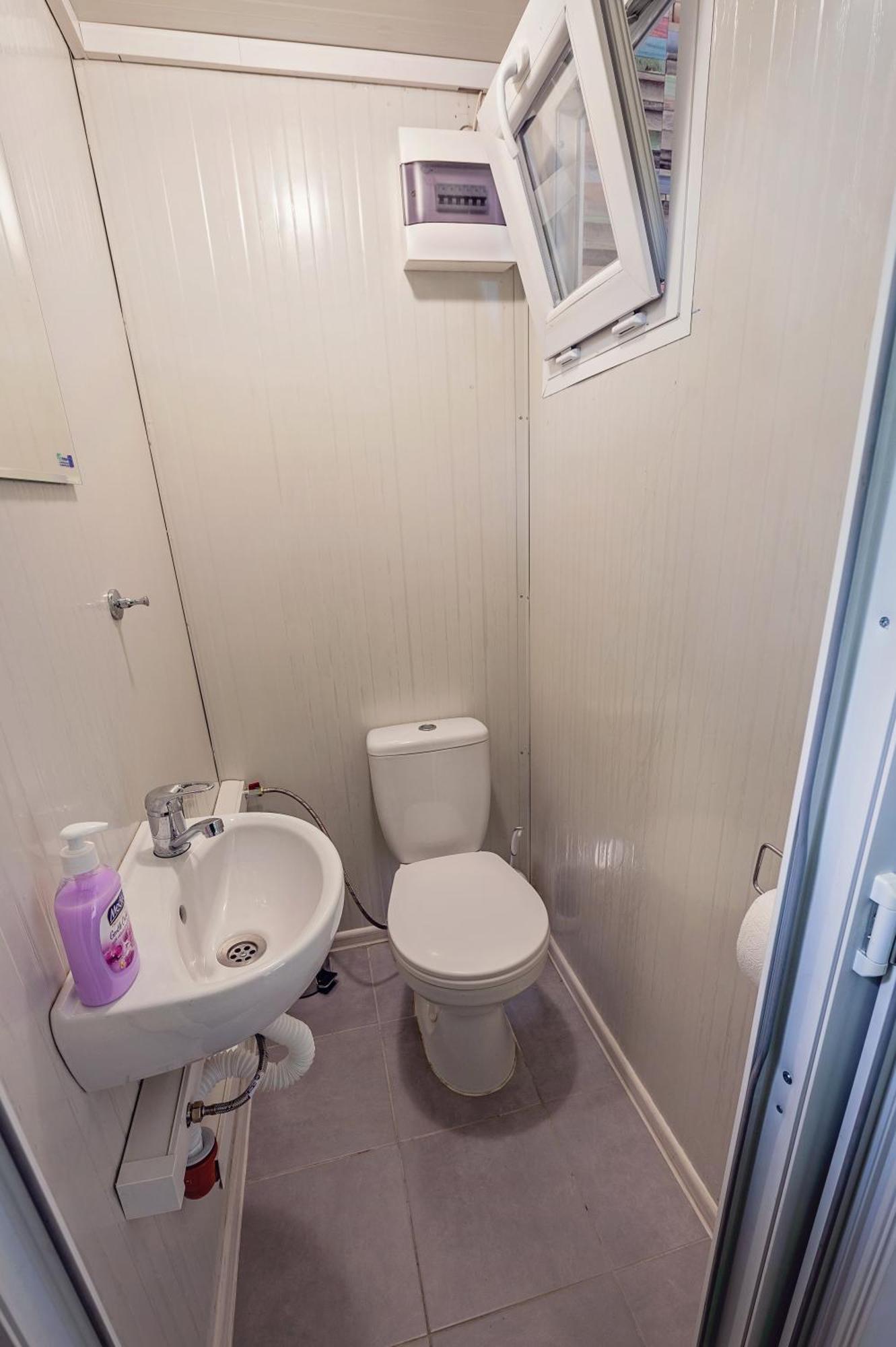 Каравани Avi Iris Фичоза Hotell Varna Eksteriør bilde